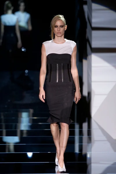 Look 24